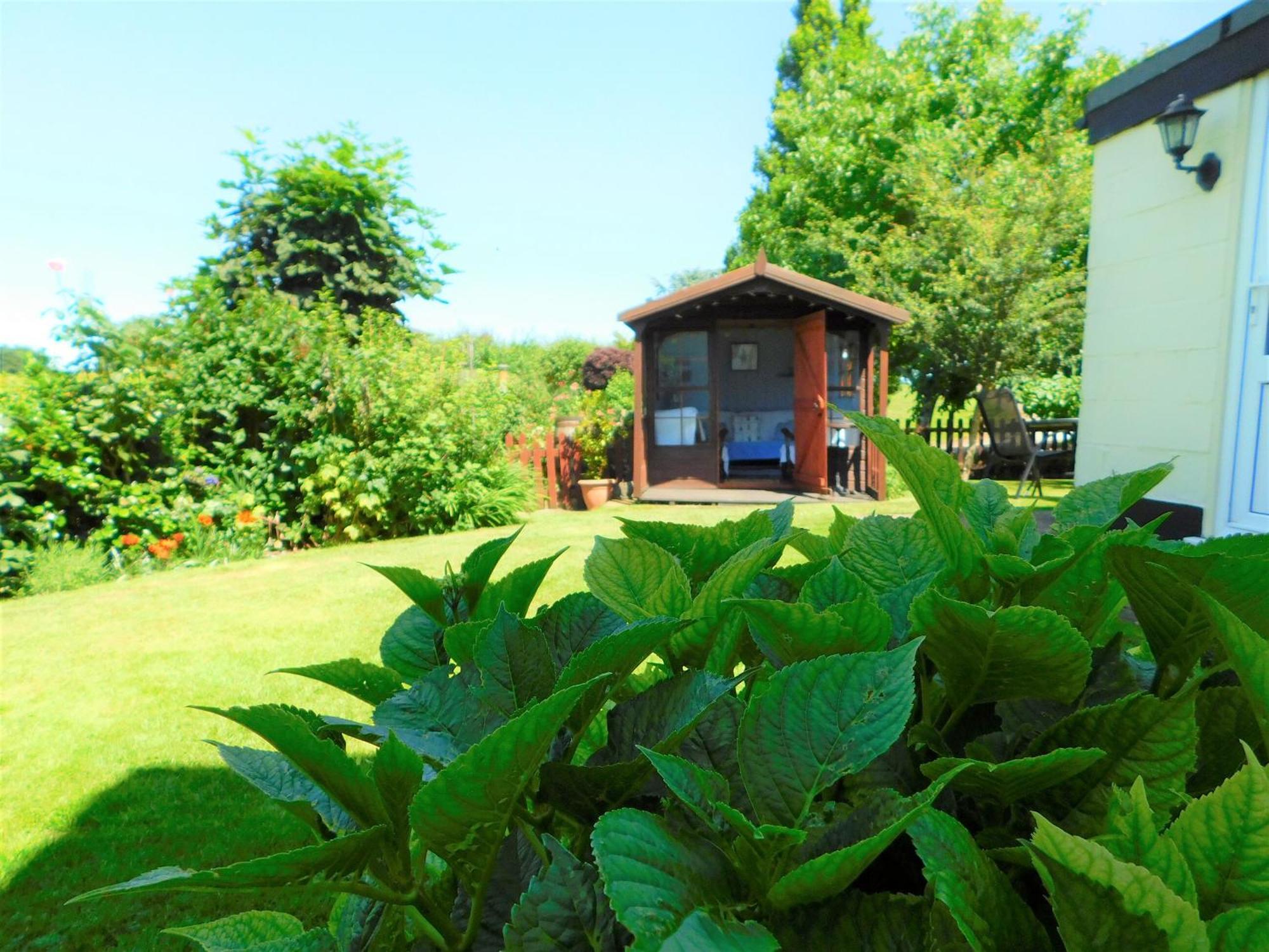 Greenbank Cottage Hilgay Экстерьер фото